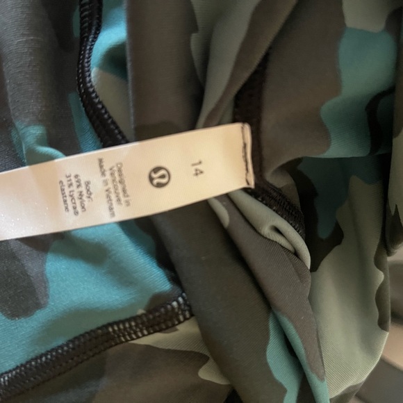Lululemon leggings - Picture 2 of 2